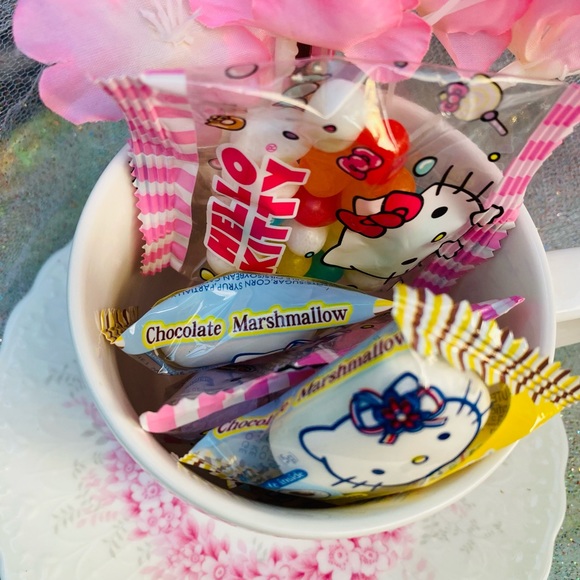 🌸Hello kitty Mug🌸 Dishware for that  [[Sakura Kawaii Aesthetic]]! - Picture 12 of 14